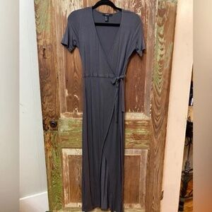 Super soft, short sleeve, wraparound knit maxi dress size M